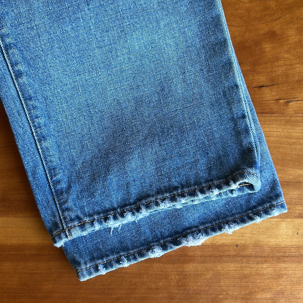 Madewell The Dad Jean in light wash with light distress/button fly. Size 14/32 - Picture 14 of 14